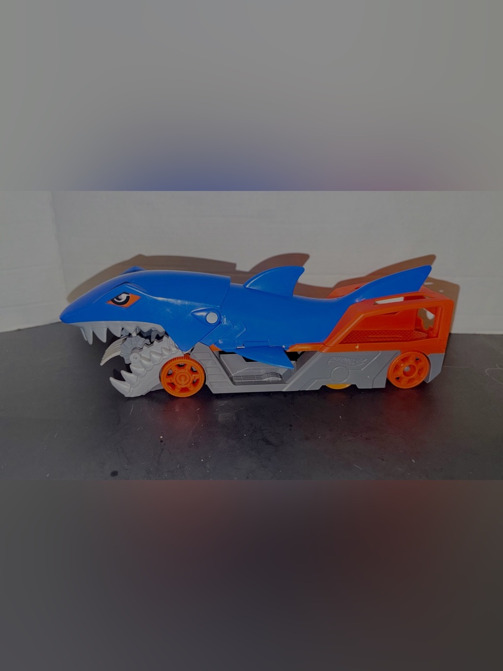 Hot Wheels Shark Chomp Transporter GVG36 Blue Orange 2021 INCOMPLETE No Car